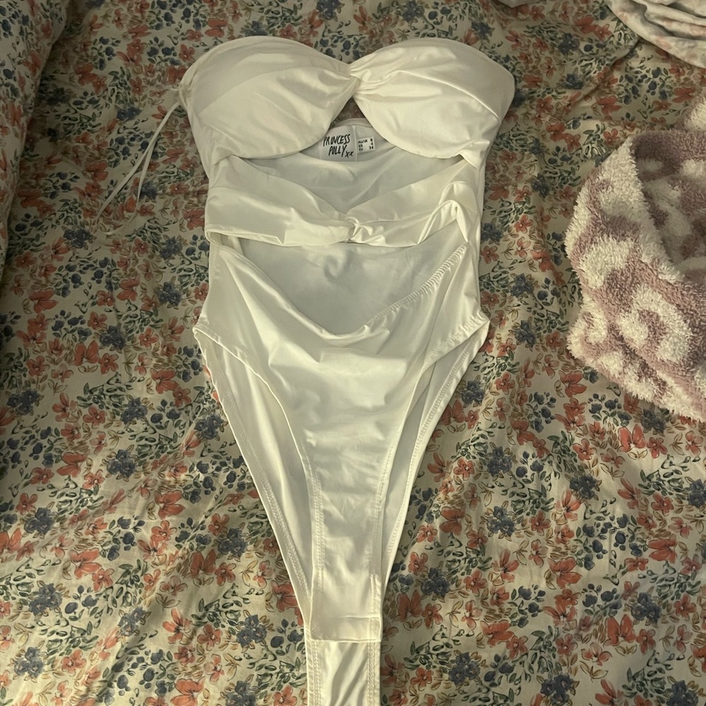 Princess polly cut out body suit